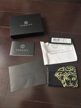 Authentic Men’s Versace Cardholder